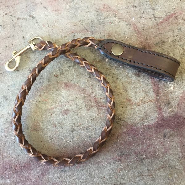 Chaine tressée en cuir